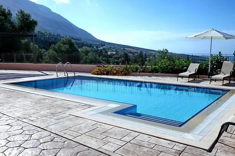 Provenzo And Meliti Villas Lourdata