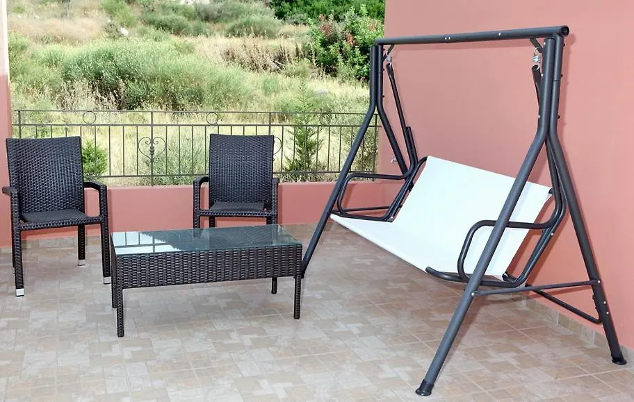 Provenzo And Meliti Villas Lourdata